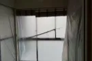 专业室内装修粉刷：油漆，做隔间，墙面补平，修补墙体起皮脱落，维修墙体开裂，天花板