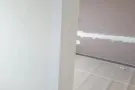 室内外装修：室内翻新，做隔间，油灰水，墙面补平，专业安装窗帘盒，安窗帘，旧柜拆除，旧灯更换，开关更换，装水管，室内墙面刷