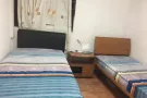 勿洛三人间招女搭房$450