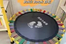 蹦蹦床