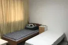招一位女搭房