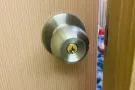 开，换锁