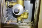 疏通管道、马桶。安装更换水龙头维修检测漏水，做免砸砖防水wc sensor auto flushing system