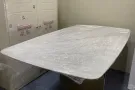 出一个家用桌子