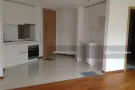 Eight Courtyard 公寓近Canberra 地铁站，有1房整间出租