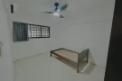 靠近淡滨尼东地铁站市区线大牌463普通房，带独立使用的普通卫生间