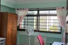 Tampines 淡滨尼大牌721五房式高楼普通房出租，全间组屋只住四女生，随时入住。