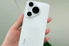 Huawei手机Pura70白色，95成新，运行内存12gb，储存256g。谷歌商店和应用已下载