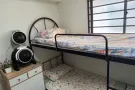 二楼有女性房间与床位出租