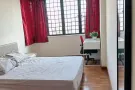 JCU / PSB 等学生 ，看过来，房东直租，paya lebar地铁口公寓主人房出租，9.30可入住，适住1-3人