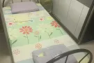 市中心 大巴窑（Toa Payoh）MRT 附近，现出租一个床位，仅限女生$560/月，两个人一间房