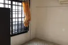 Kallang MRT对面有单间出租，九月底可以入住，不可以煮饭，提供MOM本屋地址