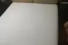 便宜转卖一张king size 床架加 ECLIPSE 牌床褥！