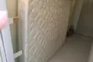 出售自用双人床垫！
