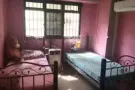 三八旺316地铁站对面3分钟，普通房床位出租两女生一间有冷气单人床，高楼安静通风