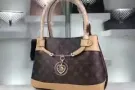 厂家直供1:1精仿lv prada gucci...专柜同步，品质上乘