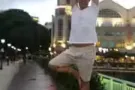 本人男按摩技师，在劳明达做工，有想要按摩的老板可以预约我