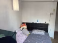 几乎全新的双人床带海马床垫