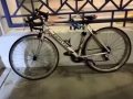 出售自行车80块，直行车很板正，也没有任何毛病。