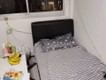 四美招男兩個房客