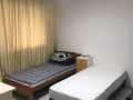 招一位女搭房