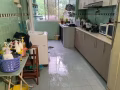 我有1個女床位出租