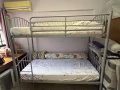出铁上下床