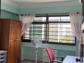 Tampines 淡濱尼大牌721五房式高樓普通房出租，全間組屋只住四女生，隨時入住。