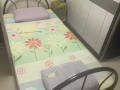市中心 大巴窑（Toa Payoh）MRT 附近，现出租一个床位，仅限女生$560/月，两个人一间房