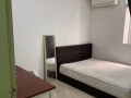 Aljunied MRT对面有普通房出租，马上可以入住，不可以煮饭，提供MOM本屋地址
