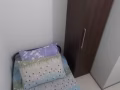 两间冷气房没窗户在惹兰勿刹私人Walkup店屋(花拉公园, 劳明达, 明地迷亚, 文庆地铁站）