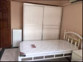 大普通房出租，可住2人，靠近三巴旺地鉄站。 无中介费! 可报地址!