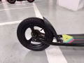 成了滑板车