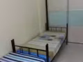 马西岭MRT歨路6mins,＄240，150 兀兰， 需2个女搭房