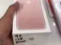 签线苹果7＋，未开封玫瑰金128GB，1200出，86135866