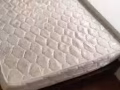 出售單人床加床墊$80