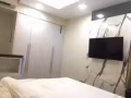 近湖畔地鐵站超大主人房低價出租