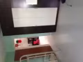 新拿的房子招男女搭房近地铁站3分钟有空调网络可以煮房子宽敞干净整洁欢迎来看房