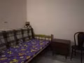 馬來西亞男生搭房出租小房間出，可以報合法地址少人近地鐵巴耶力巴青線，水電網全包空