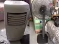 搬家甩卖好东西，移动空调、品牌电扇、微波炉、双人床、梳妆台，谁来谁划算！