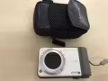 本人有一架SONY相機出售