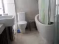 新公寓排屋（连体别墅）主人房，套间出租，无中介，由屋主出租