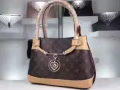厂家直供1:1精仿lv prada gucci...专柜同步，品质上乘