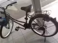 文禮 BOON LAY 出售一輛九成新二手自行車，價格便宜帶鎖